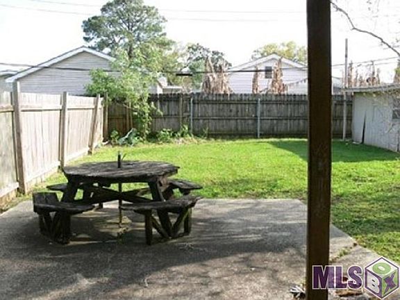 3rd image of 2108 Dupont Dr