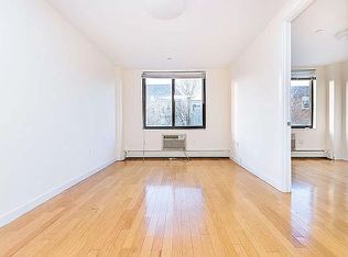 924 Metropolitan Ave #2, Brooklyn, NY 11211