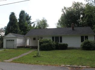 8 Laurelwood Ave, Leicester, MA 01524