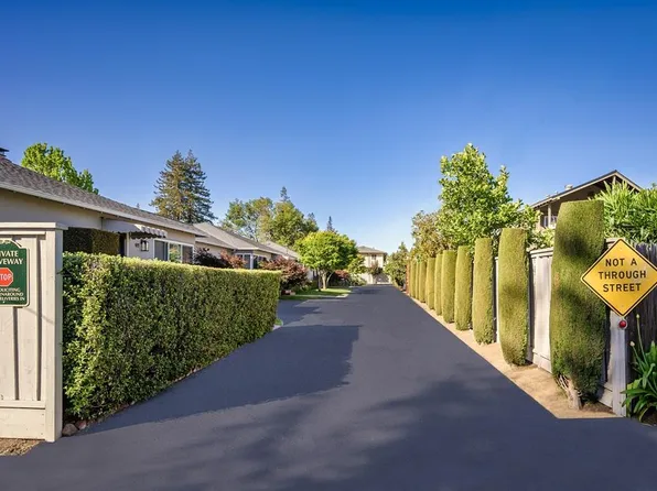 971-977 Oak Ln, Menlo Park, CA 94025