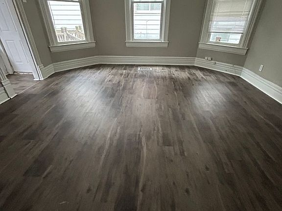 2nd image of 620 7th St S APT 6