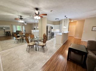 157 Saddlebrook Ln Unit 335, Florence, KY 41042