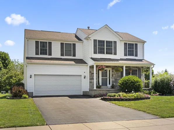 3194 Sitka Spruce Dr, Grove City, OH 43123