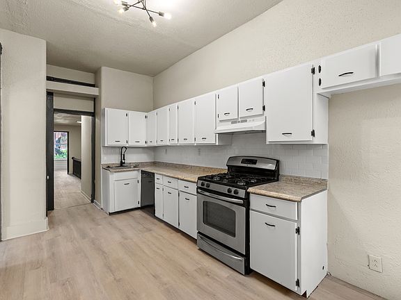 4th image of 3224 Oregon Ave #2
