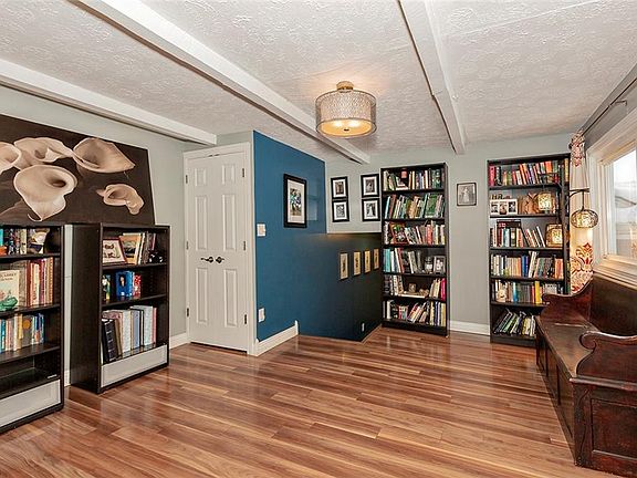 4th image of 4487 Orchard St