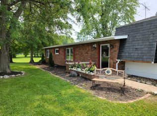 2088 Old State Rd, Mattoon, IL 61938