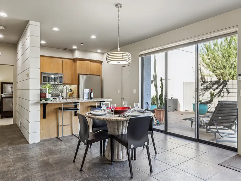 1506 E Baristo Rd — Photo 13