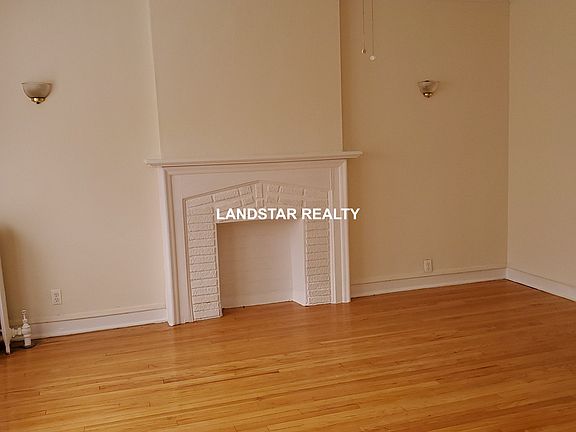 3rd image of 1333 W Estes Ave APT 13