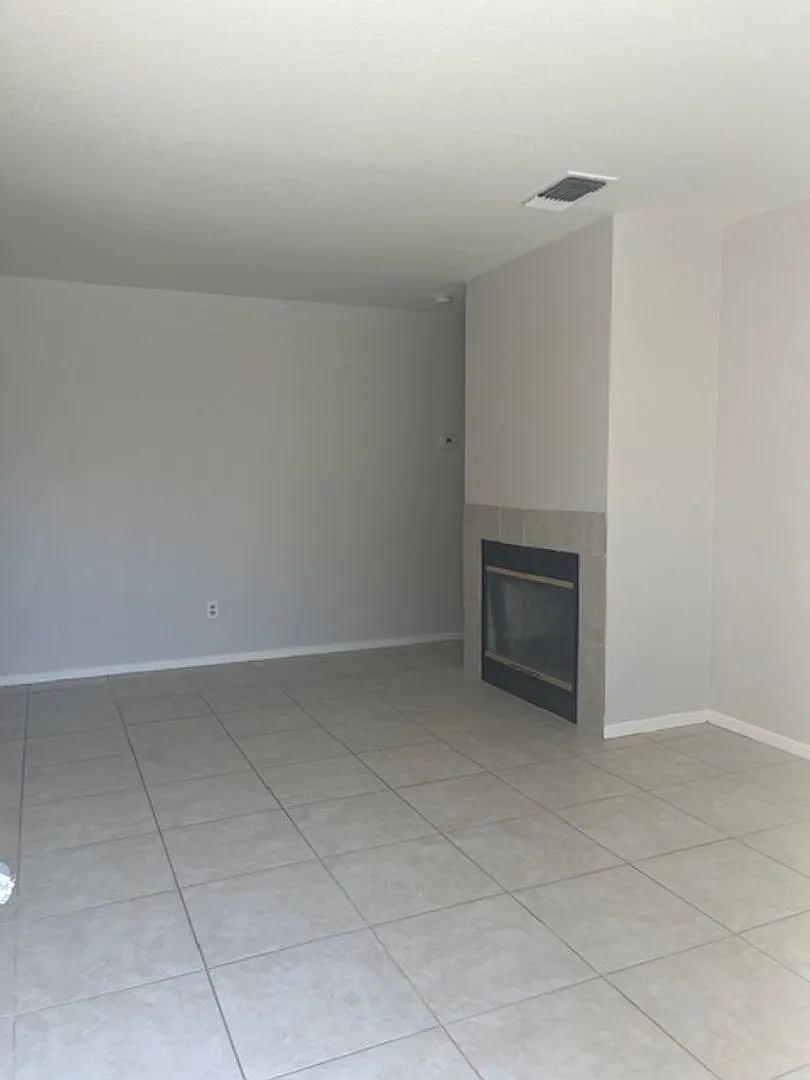 3106B — Photo 2