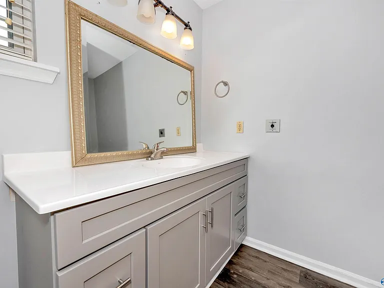 109 Briargate Ln — Photo 20