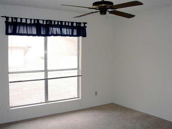5th image of 406 San Bruno Dr