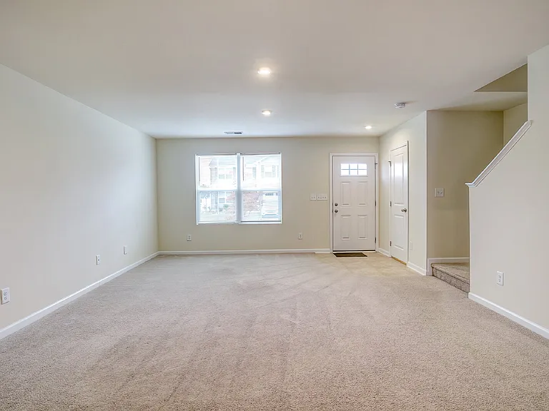 1026 Bent Willow Dr — Photo 9