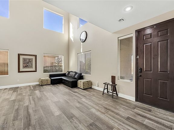 4th image of 4543 Weitzman Pl