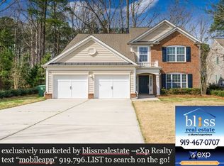 332 Euphoria Cir, Cary, NC 27519