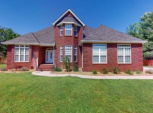 125 Royal Glen Blvd, Murfreesboro, TN 37128