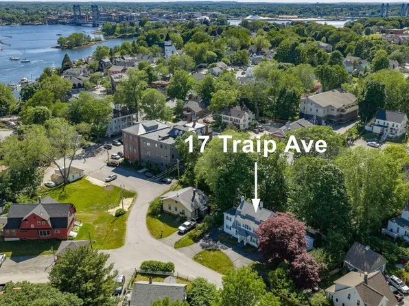17 Traip Avenue, Kittery, ME 03904