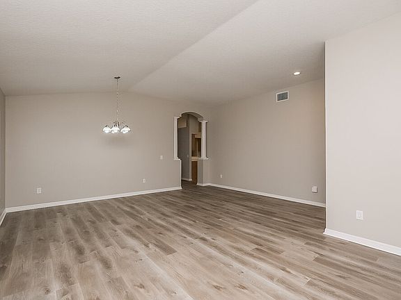 3rd image of 9709 White Barn Way