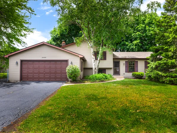 30W265 Briar Ln, Naperville, IL 60563