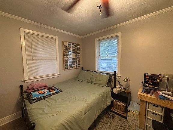 3rd image of 611 Manson Ave