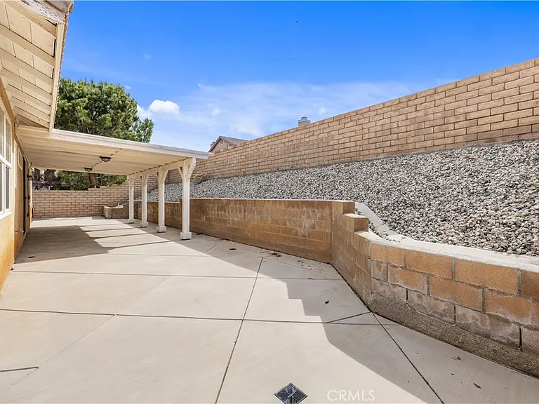 3310 Caspian Dr — Photo 35