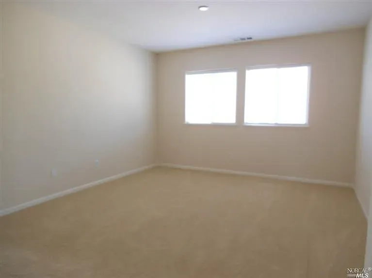 1005 Chatswood Ct — Photo 11