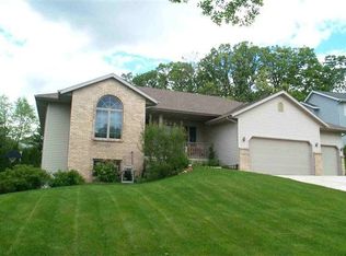 7130 Birchstone Dr, Madison, WI 53719
