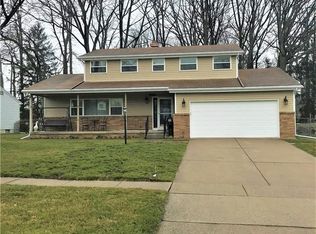 5952 Meadowvale Dr, Toledo, OH 43613