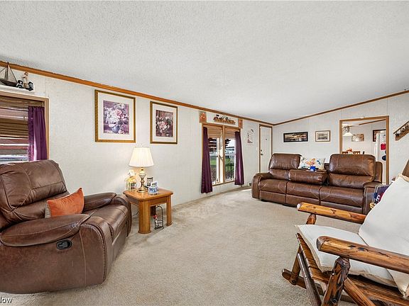 3rd image of 118 Catawba Ct