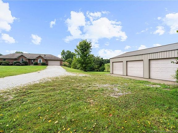 3rd image of 4661 Crandall Lanesville Rd NE