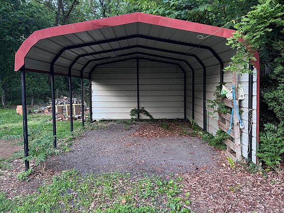 5th image of 18257 Birmingham Rd