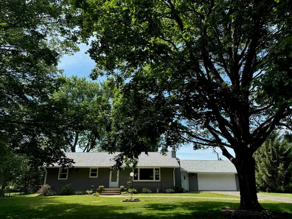 1536 Marberly Dr, Rockford, IL 61103