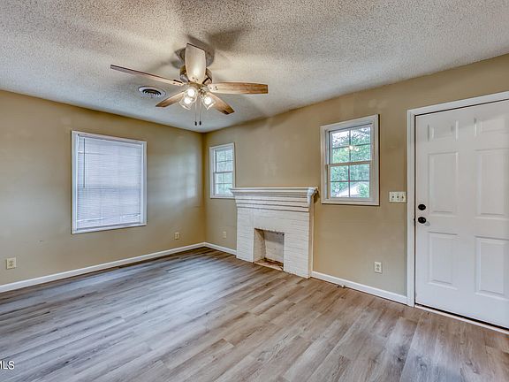 5th image of 1428 Suncrest Dr