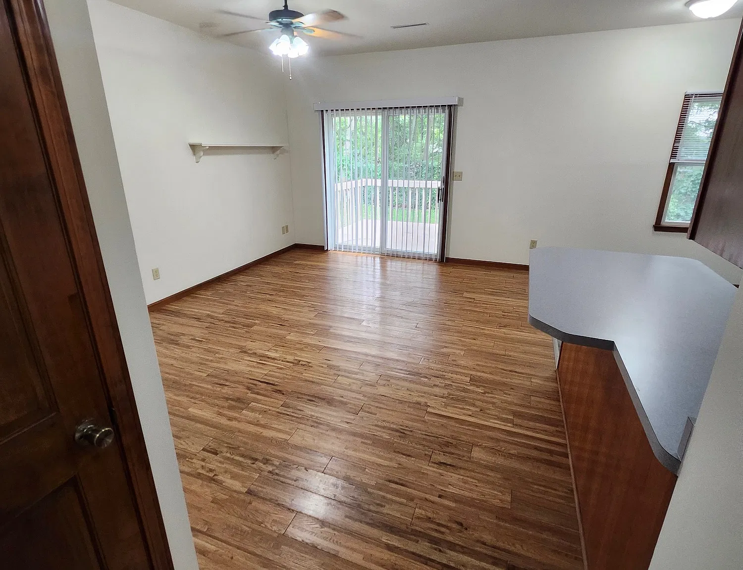 3 bed, 1500 sqft, $1,600 — Photo 4