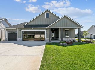 4534 N Sandkey St, Wichita, KS 67204