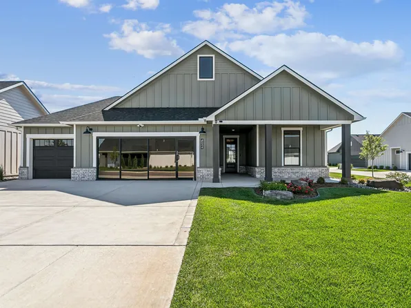 4534 N Sandkey St, Wichita, KS 67204