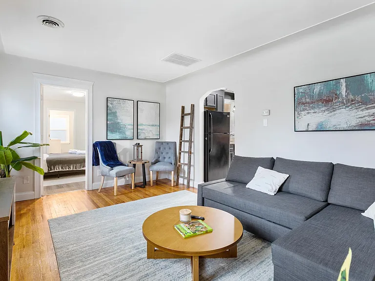38017 W Chicago St — Photo 5