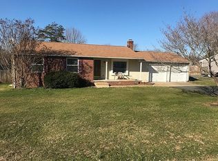 403 Roxanne Rd, Stafford, VA 22556