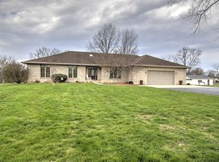2731 S Taylor Rd, Decatur, IL 62521