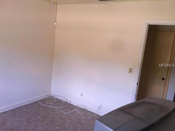 3rd image of 1660 31st St S