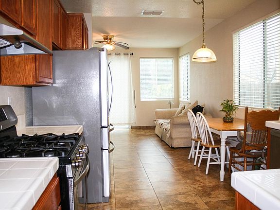 4th image of 2832 Babson Dr