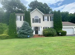 130 Jeffrey Dr, Sugarloaf, PA 18249