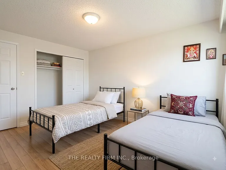 490 3rd St #34 — Photo 11