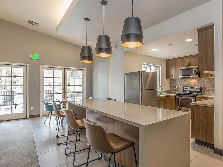 Club Pacifica Apartment Homes — Photo 20
