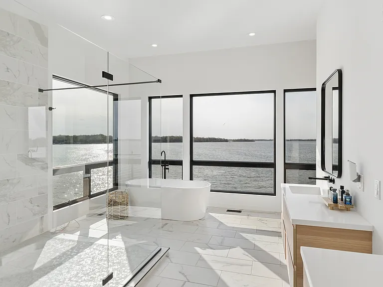 2721 S Lakeview Dr #1 — Photo 23