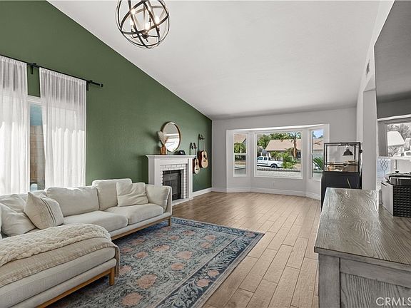 5th image of 25541 Pegasus Rd