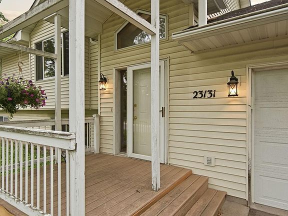 4th image of 23131 Butterfield Dr NW