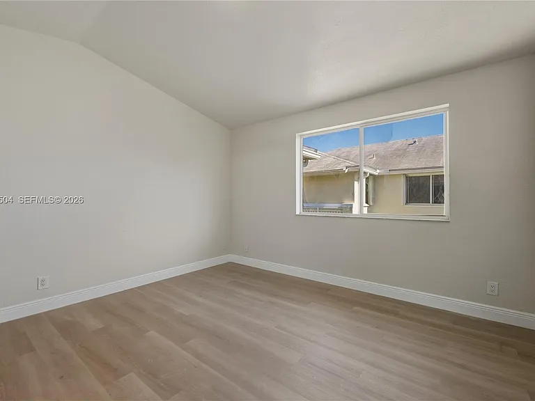 810 NE 212th Ter #5 — Photo 17
