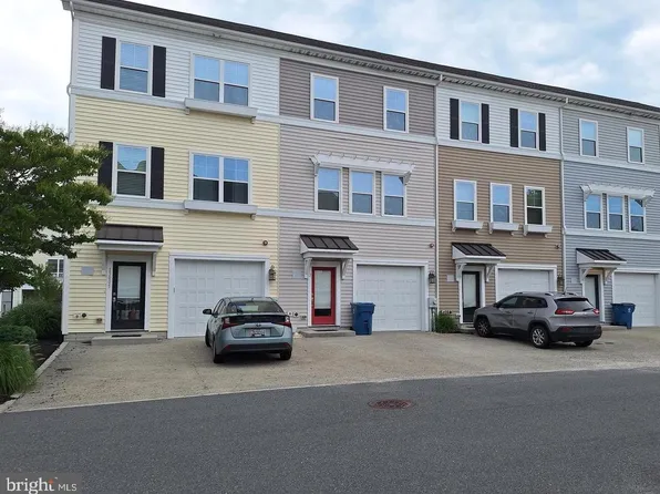 13005 Bowline Ln Unit 1, Ocean City, MD 21842