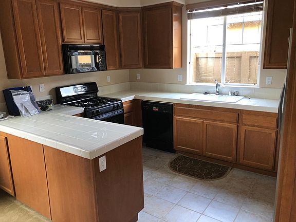 5th image of 1349 W Veneto Ln