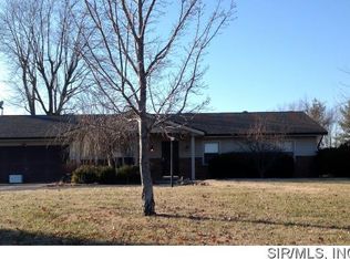 178 Skyline Dr, Columbia, IL 62236